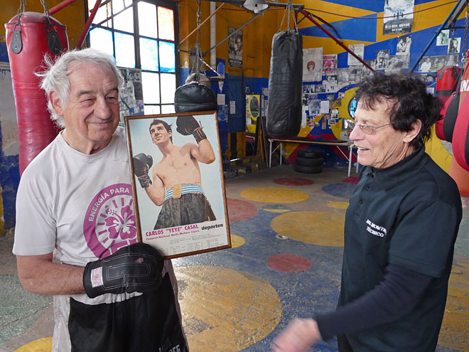 Carlos „YeYe“ Casal und Ari Montiel im Box-Gym „Asociación de Boxeadores del Uruguay“ in Montevideo Montevideo in Uruguay